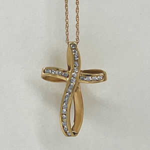 10KY Cross Pendant