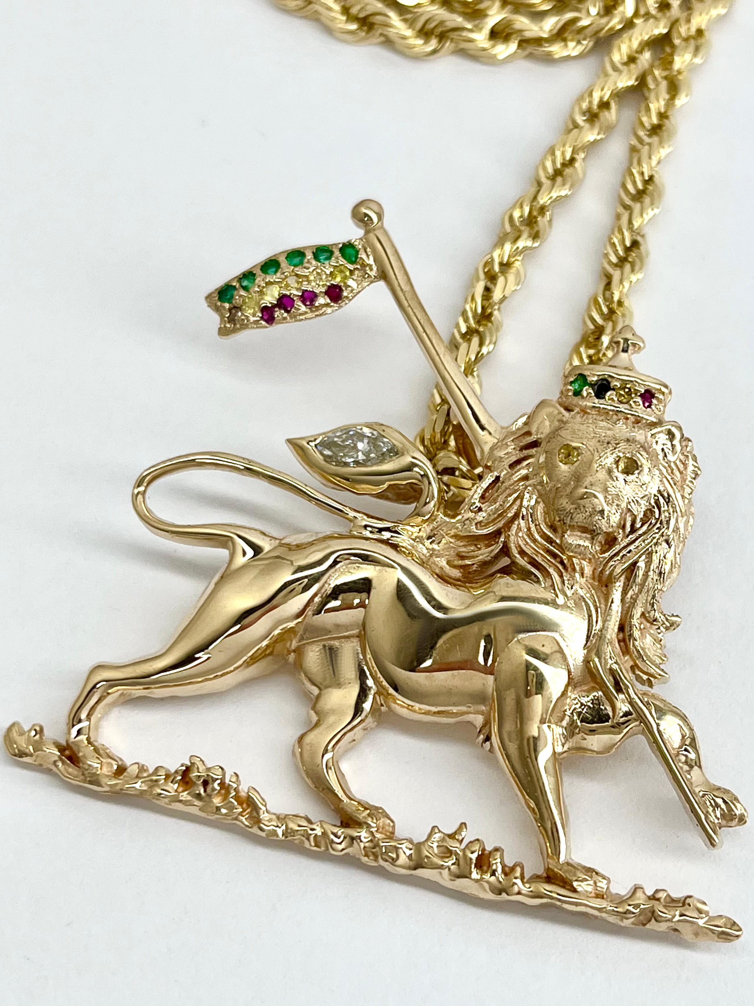 10KY Lion of Judah Pendant & Chain