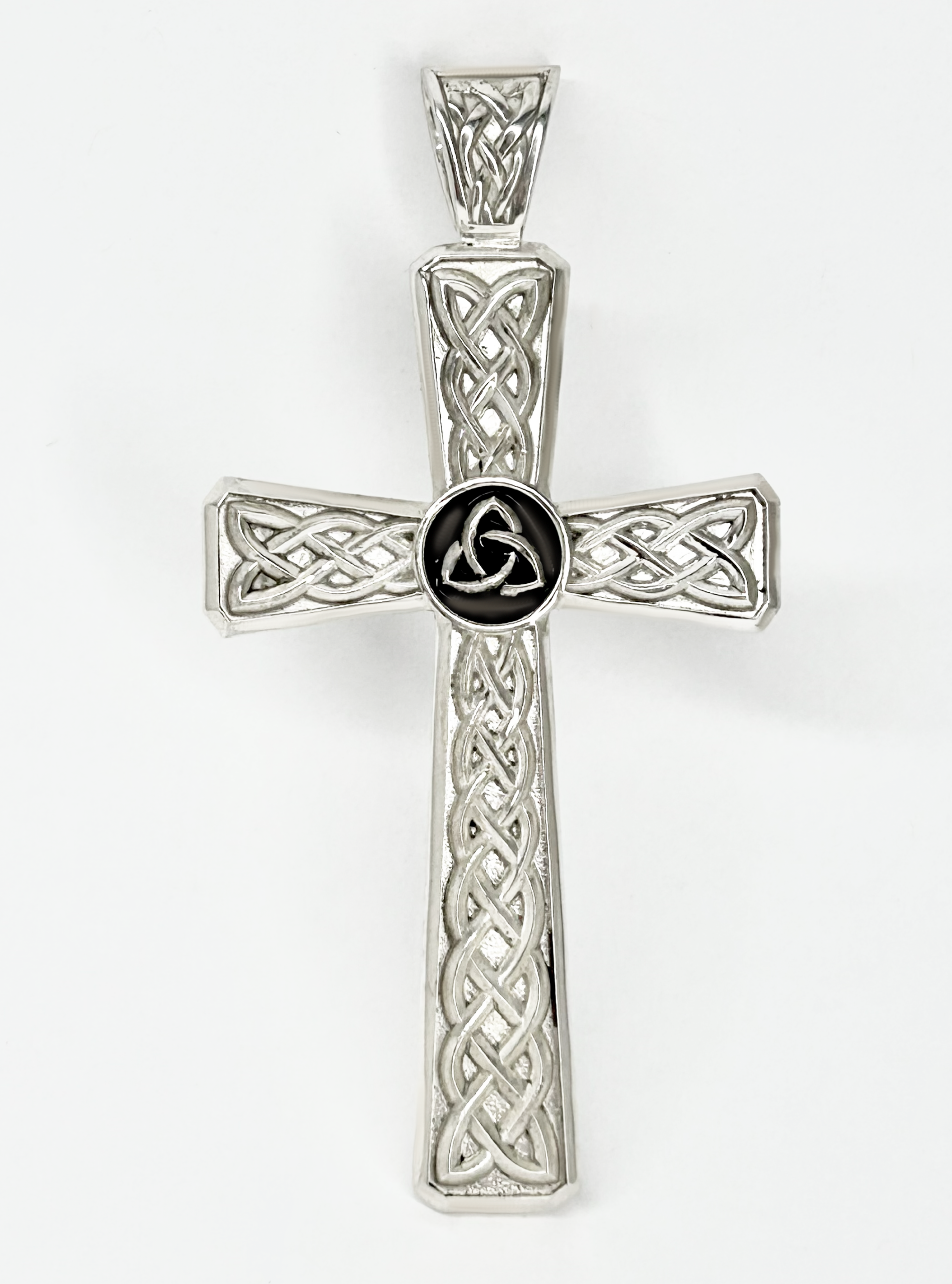 Pastor Cross